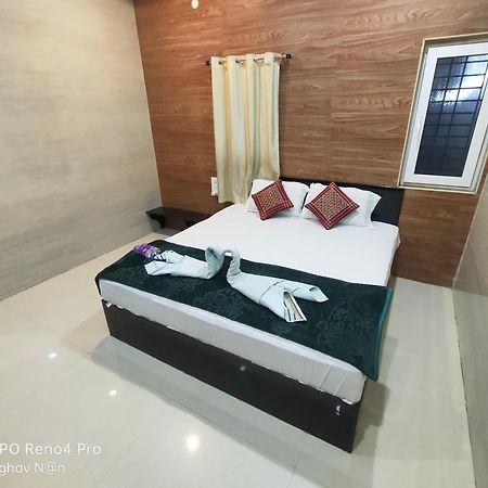 Kamala Sadana Lodge Mādhavaram Kültér fotó